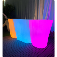 Mini comptoir de bar LED mobile à changement de couleur en plastique pour la décoration de fêtes, événements et mariages - Résistant à l'eau et durable