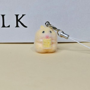Porte-clés 3D mignon en résine, motif hamster câlin, fait main, pour sac à main, téléphone, cadeau pour fille - Product Image 4