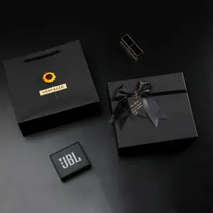 ふたとベースの黒い弓の包装箱クリエイティブな口紅の包装箱大きな誕生日の空のギフトボックス