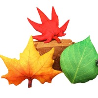 Oreiller feuille simulée Cartoon Maple Leaf Ginkgo Green Leaf Plush Toy Coussin Sofa Plant Prop Waist Pillow