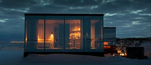 Casa Contenedor Modular <span class=keywords><strong>de</strong></span> Lujo Mirror Sky con Pared <span class=keywords><strong>de</strong></span> Vidrio Panorámica, Terraza Interior y Exterior Integrada para Glamping en Resorts Panorámicos - Product Image 4