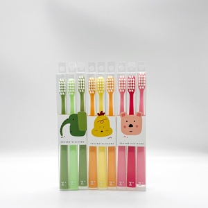 UUYP Logo de marque privée Conception de qualité Poils <span class=keywords><strong>extra</strong></span> doux pour les dents délicates Gencives Enfants Adultes <span class=keywords><strong>Brosse</strong></span> à dents de nettoyage buccal réutilisable - Product Image 2