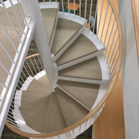 Escalier en colimaçon extérieur VIKO 2025 blanc pur, adapté aux cours, terrasses et villas