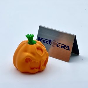 Meetcera Ornements 3D imprimés Citrouille d'Halloween et Visage de Fantôme, Boîte à Bonbons, Décorations de Fête, Jouets Personnalisés en Résine et PLA, Service Tout-en-un - Product Image 1