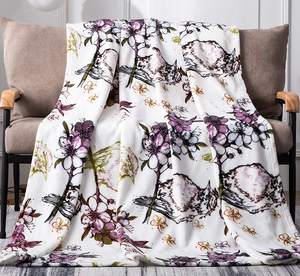 Couvre-lit super doux haute densité de luxe Couverture en flanelle GRS à impression personnalisée portable pour canapé-lit - Product Image 1