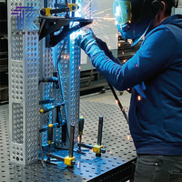 Table de soudage robotisée TKweld de haute qualité 3D/2D D28 avec table tournante et serrage, certifiée CE, avec finition plasma nitrurée 0,5 mm D16 D28