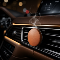 Désodorisant Voiture Luxe Cuir Alliage Zinc Parfum Freesia Évaporation Naturelle Longue Durée Design Élégant Premium