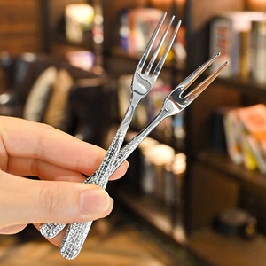 Factory Customized Diamond Pattern Fruit <b>Fork</b> 316 Stainless Steel Small <b>Dessert</b> <b>Fork</b> Thickened Mooncake <b>Fork</b> Set High End - Product Image 3