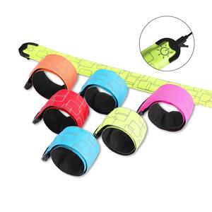 <span class=keywords><strong>Pulsera</strong></span> LED para exteriores Night Run Pat Band del fabricante, brazalete de carga para conciertos y fiestas, pulseras promocionales Slap - Product Image 1
