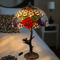Lampes de table modernes américano-européennes Creative Rose Bird Design New Creative Rose Glass for Eye Protection for Bedroom Living