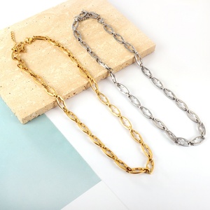 Collier ras du cou personnalisé en acier inoxydable plaqué or, chaîne cubaine, chaîne croisée, idéal pour cadeau de bijoux DIY - Product Image 3