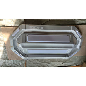 Panneau en plastique thermoformé sur mesure pour usage divertissementnel avec éclairage LED bleu et design de cadre gris - Product Image 2