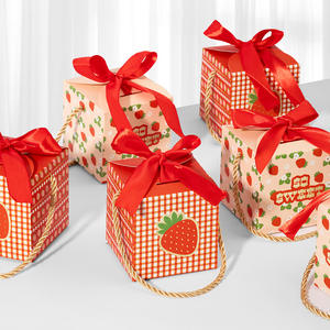 Caja de papel de embalaje de regalo con diseño de fresa portátil <span class=keywords><strong>Becan</strong></span> para bolso caja de regalo de cumpleaños de recuerdo de San Valentín - Product Image 1