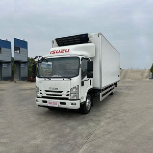 Je congélateur diesel SUZU Van camion réfrigéré de 9 tonnes pour la vente de transport d'aliments surgelés - Product Image 3