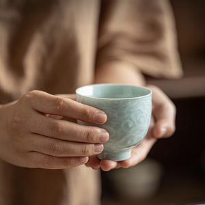 Tasse à thé individuelle en céramique rétro, motif nuage porte-bonheur, en porcelaine, pour le thé Kung Fu, usage domestique - Product Image 4