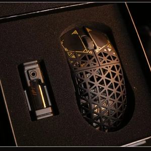 <span class=keywords><strong>เมาส์</strong></span> IPI Piao 88 รุ่นขายดี <span class=keywords><strong>เมาส์</strong></span><span class=keywords><strong>ลอย</strong></span> 88 ไร้สาย 8k DPI 26000 <span class=keywords><strong>เมาส์</strong></span>สามโหมด คาร์บอนไฟเบอร์แบบโปร่ง <span class=keywords><strong>เมาส์</strong></span>เกมมิ่งอีสปอร์ตน้ำหนักเบา - Product Image 3