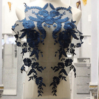 Robe de mariée brodée florale avec corsage en dentelle et appliques multicolores LT2562A – Luxe, élégance, sexy, traditionnelle, décontractée, antistatique, en maille