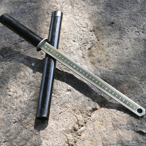 Outil multifonctionnel <span class=keywords><strong>de</strong></span> défense personnelle pour jardin extérieur, comprenant une règle en acier, une clé avec étui, un bâton court - Product Image 1