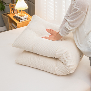 Màu rắn 2023 cornvelvet tam giác đầu giường Đệm giường Tatami mềm túi trở lại gối trường hợp trắng sữa gối trường hợp - Product Image 2
