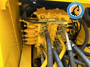 Excavadora Usada Komatsu PC220-8 de 23 Toneladas, Cucharón de 1m, Motor Komatsu de 110kW, Componentes Principales Certificados - Product Image 2