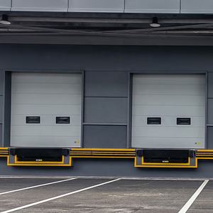 Porte sectionnelle industrielle à installation rapide, faible entretien, en acier, pour centre logistique - Product Image 3
