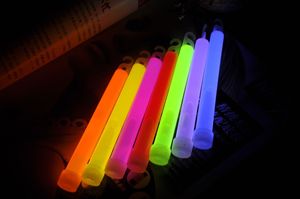 Bâtons lumineux de 6 pouces, bâtons lumineux d'extérieur, bâtons lumineux à une seule couleur, grands bâtons lumineux pour encourager, vente en gros - Product Image 6
