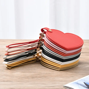 Biểu tượng tùy chỉnh PU <span class=keywords><strong>Leather</strong></span> Bìa xoay gương hình trái tim Pocket <span class=keywords><strong>make</strong></span> <span class=keywords><strong>up</strong></span> gương với móc chìa khóa - Product Image 6
