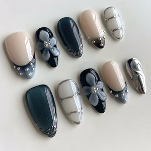 Nuevo Producto al por Mayor. Uñas Postizas de Moda Estilo Francés <span class=keywords><strong>con</strong></span> Líneas Metálicas Irregulares en Forma de Ojo de Gato Negro y Azul, Estilo Flor de Hielo, para Instagram - Product Image 1