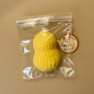 ขายตรงจากโรงงาน ของเล่นบีบซิลิโคนรูปถั่วลิสงขนาดใหญ่เหมือนจริง บรรเทาความเครียดสำหรับทุกวัย - Product Image 1