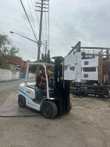 <b>Used</b> Vigoshop TCM FD30-7T 3 Ton Japan Original Diesel Forklift with Three Stage Mast and Carrying Frame for Sale - Product Image 2