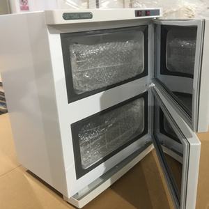 Chauffe-serviettes double UV avec fonction chauffante de Bonnie Beauty - Product Image 2