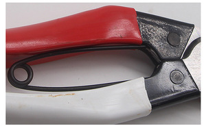 Cisailles de jardinage professionnelles japonaises RS YC6112 avec poignée en caoutchouc antidérapante et lame en acier inoxydable – Outil pour arboriculteurs - Product Image 3