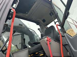 รถขุดไฮดรอลิกตีนตะขาบ Volvo EC480 มือสอง ขนาด 48 ตัน พร้อมเครื่องยนต์ ปั๊ม มอเตอร์ และหัวต่อแบบเร็ว พร้อมหัวเจาะ-กำลังขุดสูง - Product Image 6