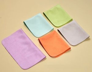 Chiffonnette en microfibre aspect suède pour <span class=keywords><strong>lunettes</strong></span>, impression personnalisée du <span class=keywords><strong>nom</strong></span> de la boutique, design style île, pour le nettoyage des écrans de téléphone et des <span class=keywords><strong>lunettes</strong></span> de vue, fabriqué en Chine - Product Image 3
