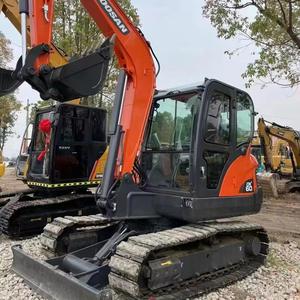 รถขุด Doosan DX60 6 ตัน คุณภาพสูง มือสอง ปี 2022 พร้อมขาย เครื่องยนต์ฮอนด้า อะไหล่หลักประสิทธิภาพสูง มอเตอร์ เกียร์ ปั๊ม - Product Image 1