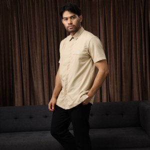 Camisa de Manga Corta Tranquil Ethereal Heaven AdamLuxe con Detalle Plisado para Uso Diario Informal - Product Image 1