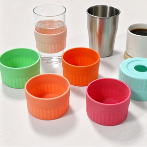 ปลอกซิลิโคนป้องกันแก้วน้ำ/ขวดน้ำ หลายสี ปรับแต่งได้ สำหรับขายส่ง - Product Image 1