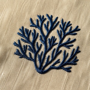 Nappe de table de luxe en lin pur français 100% avec broderie, sets de table et serviettes en lin brodés pour hôtels et festivals - Product Image 3