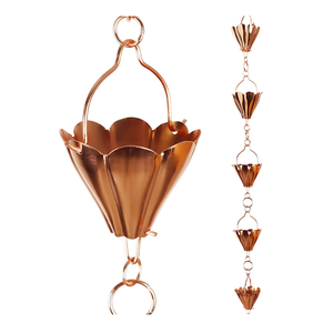 Tuyau <span class=keywords><strong>de</strong></span> descente <span class=keywords><strong>de</strong></span> remplacement <span class=keywords><strong>de</strong></span> chaîne <span class=keywords><strong>de</strong></span> pluie en fer pour gouttières Big Cup Blue Rain Chain Garden Decorative Japanese Rain Chain - Product Image 3