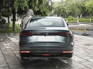 Geely Galaxy Starshine 6 2026, el Sedán Híbrido Más Vendido, Autos Nuevos Chinos para Exportación, Depósito <span class=keywords><strong>de</strong></span> 2000 <span class=keywords><strong>USD</strong></span> - Product Image 3