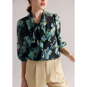 Elegante Conjunto de Dos Piezas de Camisa de Mezcla de Seda para Mujer, <span class=keywords><strong>Blusa</strong></span> Estampada de Chifón Microtransparente de Manga Larga <span class=keywords><strong>con</strong></span> Lazo Delantero, Estilo Primaveral - Product Image 1