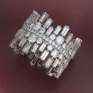 Anello dal Design Irregolare a Fascia Intera, Stile Unico per Donne - Product Image 2