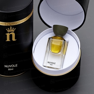 Nuova Collezione: Bottiglia di Profumo di Lusso Trasparente da 50ML, Flacone Spray in Vetro Quadrato con Confezione e Sacchetto di Carta - Product Image 3