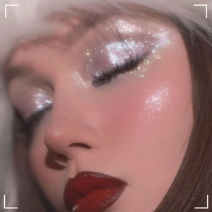 Palette de maquillage pour les yeux en acrylique 5 compartiments avec logo personnalisé, finition mate, scintillante et duochrome, palette de fards à paupières en gros, 100 couleurs disponibles - Product Image 3