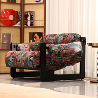 Fauteuil d'appoint en bois massif, fauteuil de détente rembourré, tissu à motifs rétro, siège lounge pour salon