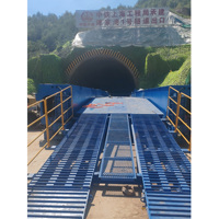 Pont à voûte inversée automatique de 41 m de portée, à commande à distance, avec entraînement par pas, pont entièrement couvert et anti-flottabilité pour projet de tunnel urbain