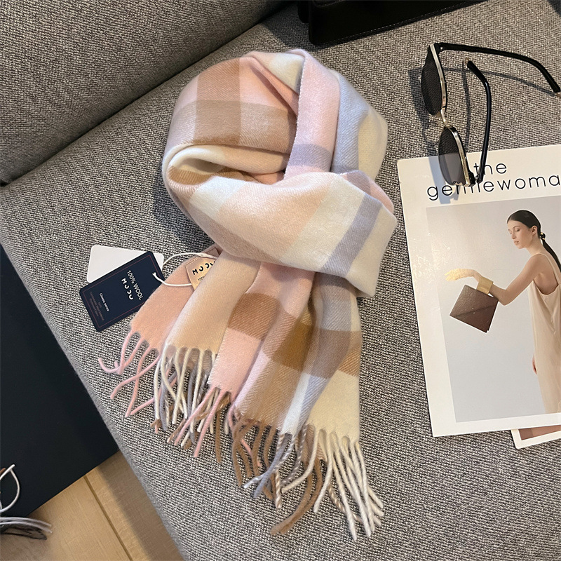 04# Poudre de chameau, grille blanche - 180*30cm