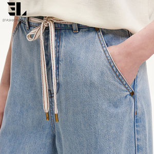 بنطلون جينز فضفاض مخصص من مصنع LARSUR، صديق للبيئة، مصنوع من الليوسيل الناعم، بتصميم ممزق ومغسول، مستقيم وفضفاض للنساء - Product Image 3