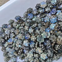 Venta al por mayor de adornos de piedras preciosas de labradorita talladas a mano con forma de serpiente y murciélago para manualidades de joyería y decoración del hogar