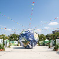 Sculpture géante gonflable de la planète Terre pour les événements thématiques et les activités de sensibilisation environnementale